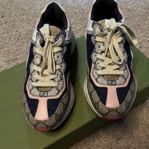 Gucci Women’s GG Rython Sneakers size 37 $890